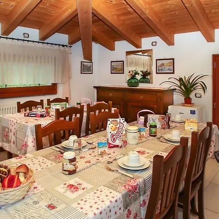 Couette-café Al Molin Colico